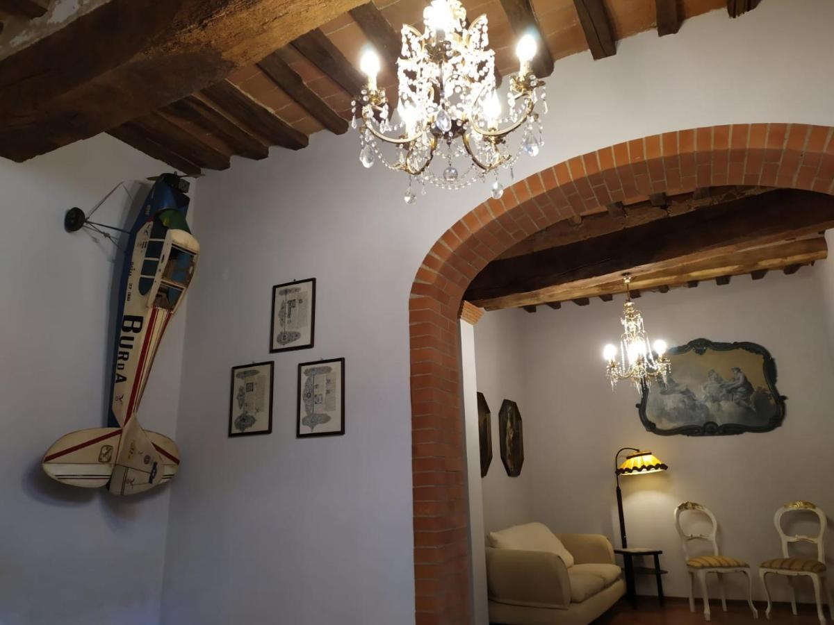 Borgo Antico Villa Lari Buitenkant foto