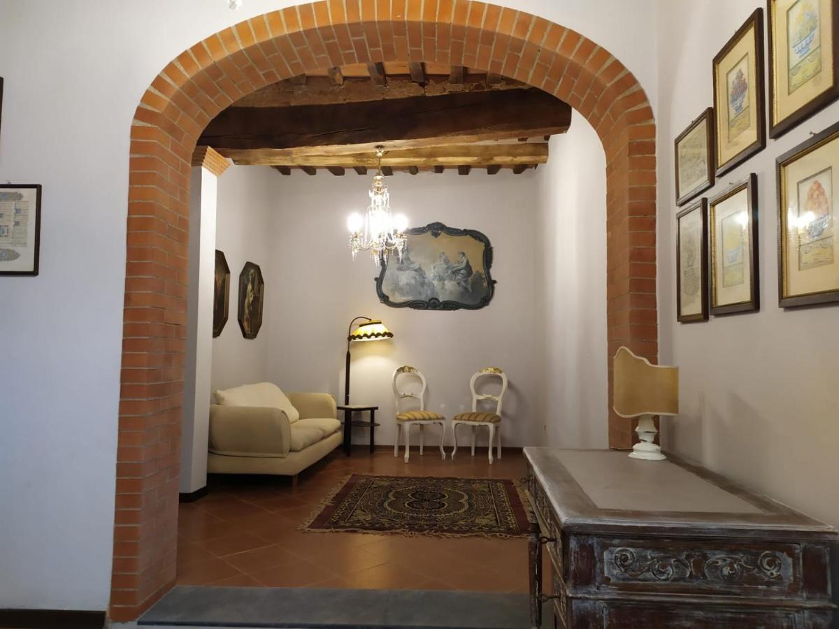Borgo Antico Villa Lari Buitenkant foto
