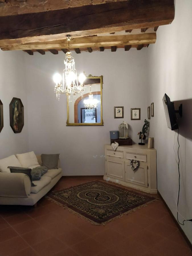 Borgo Antico Villa Lari Buitenkant foto